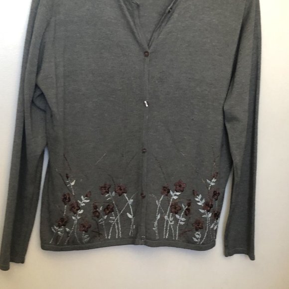 tops - Picture 6 of 16